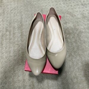 Kelly and Katie flats size 10